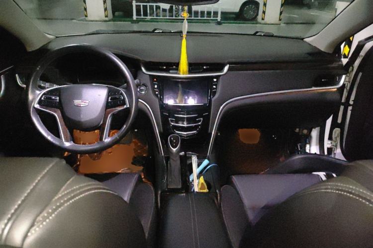 Used Cadillac XTS 2016 28T Luxury Model Center Console