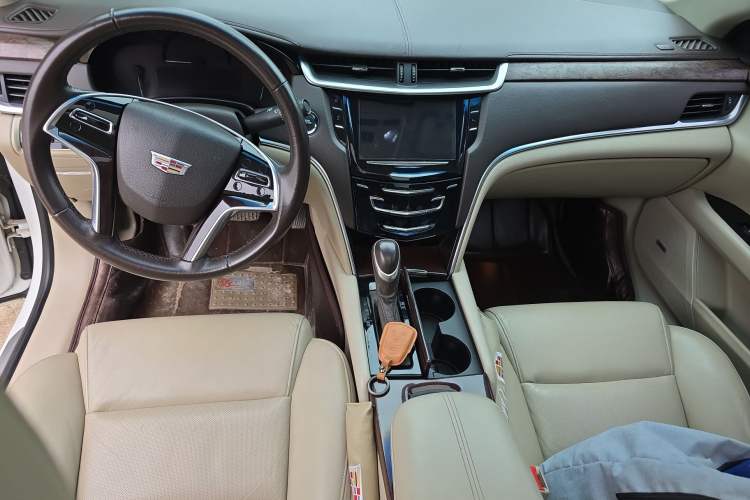Used Cadillac XTS 2016 28T Tech Edition Center Console