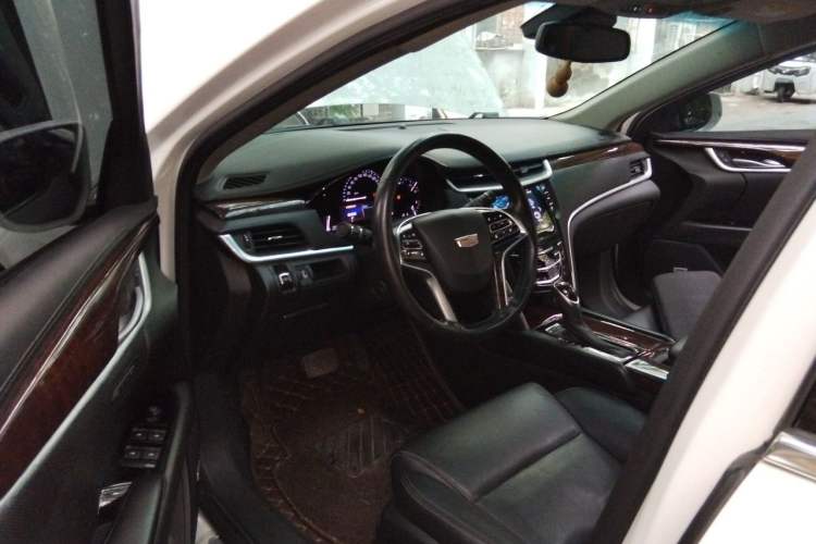 Used Cadillac XTS 2016 28T Luxury Model Driver Seat