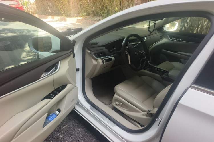Used Cadillac XTS 2016 28T Tech Edition Driver Seat