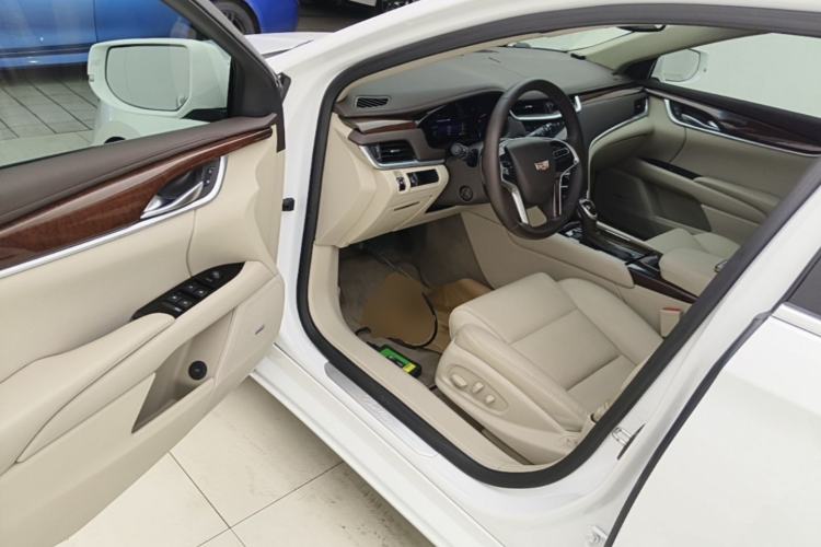 Used Cadillac XTS 2016 28T Elite Edition Driver Seat