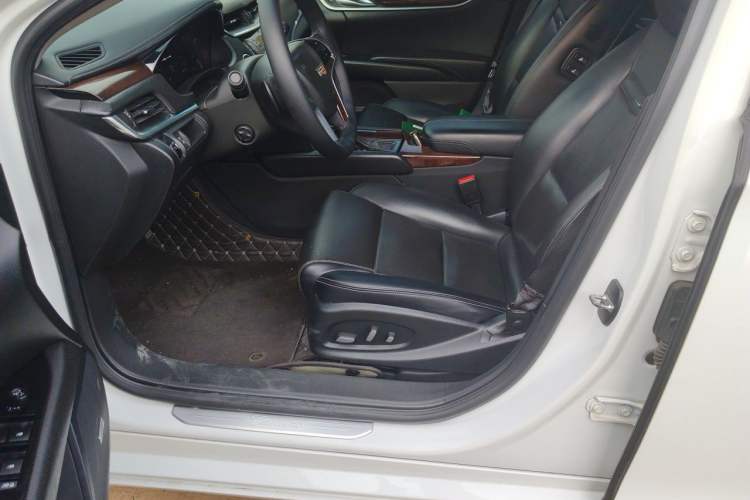 Used Cadillac XTS 2016 28T Luxury Model Driver Seat