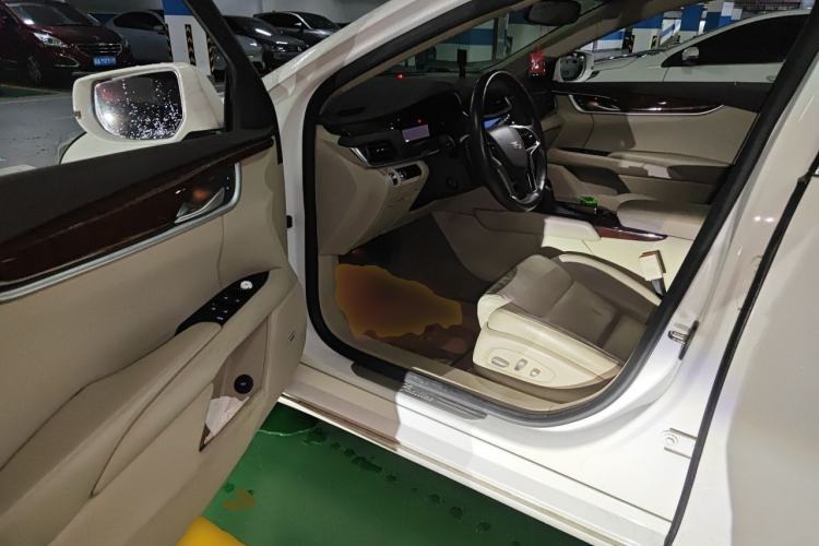 Used Cadillac XTS 2016 28T Elite Edition Driver Seat
