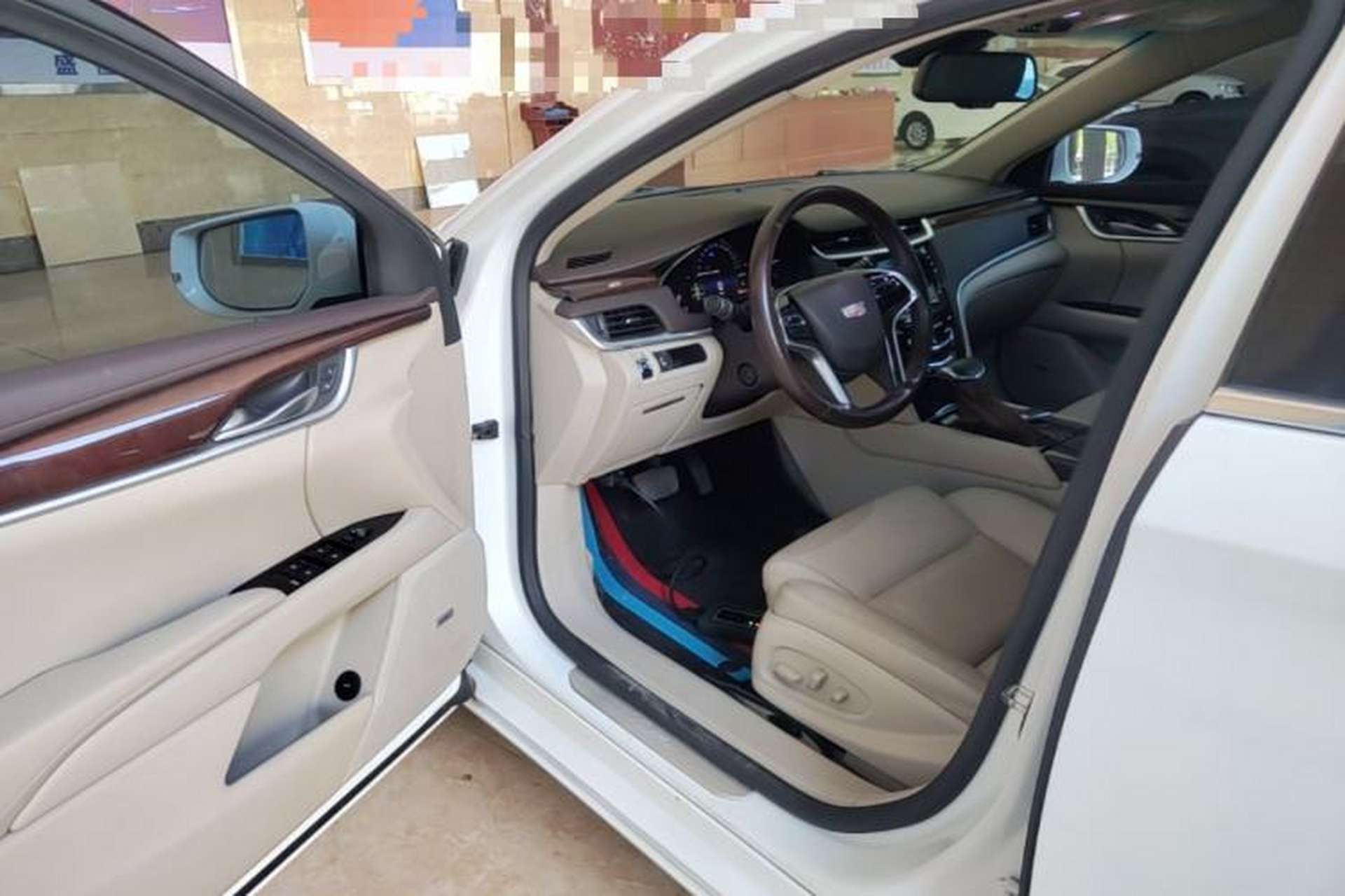 Used Cadillac XTS 2016 28T Elite Edition Driver Seat