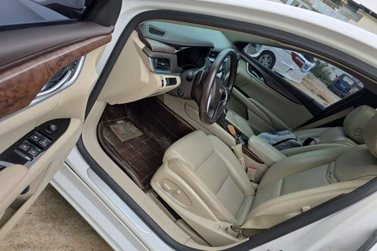 Used Cadillac XTS 2016 28T Tech Edition Driver Seat