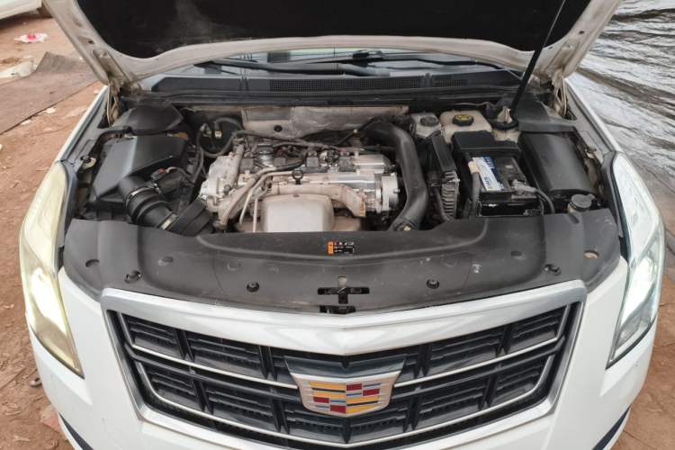 Used Cadillac XTS 2016 28T Tech Edition Engine Bay