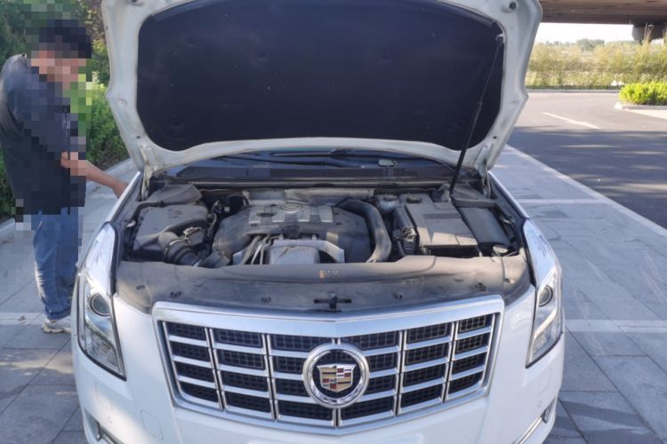Used Cadillac XTS 2016 28T Elite Edition Engine Bay