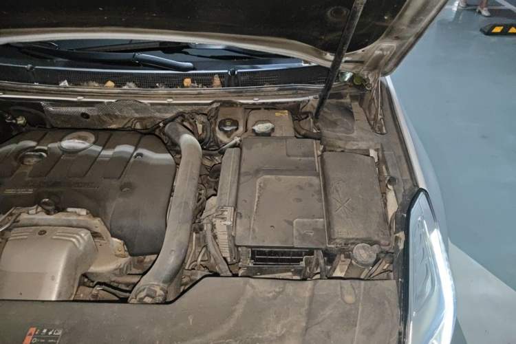 Used Cadillac XTS 2016 28T Tech Edition Engine Bay Left