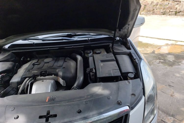 Used Cadillac XTS 2016 28T Elite Edition Engine Bay Left