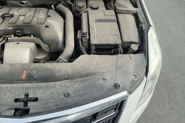 Used Cadillac XTS 2016 28T Tech Edition Engine Bay Left