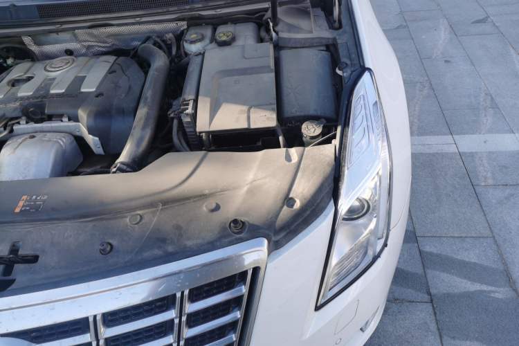 Used Cadillac XTS 2016 28T Elite Edition Engine Bay Left