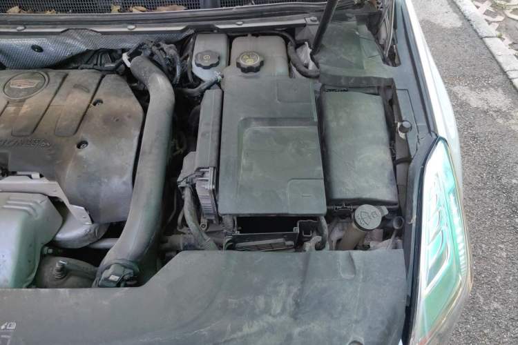 Used Cadillac XTS 2016 28T Tech Edition Engine Bay Left