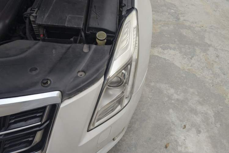 Used Cadillac XTS 2016 28T Elite Edition Engine Bay Left