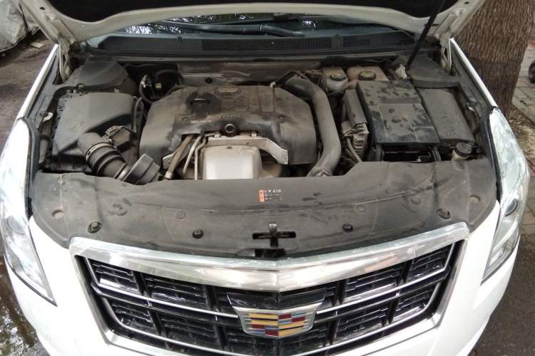 Used Cadillac XTS 2016 28T Luxury Model Engine Bay