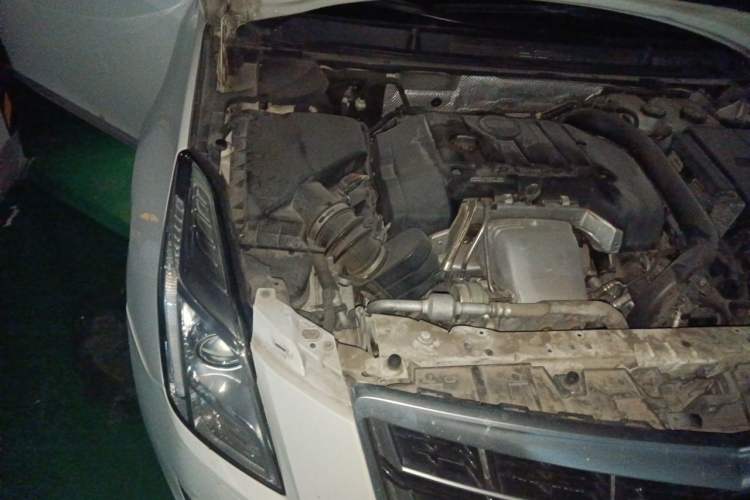 Used Cadillac XTS 2016 28T Tech Edition Engine Bay Right