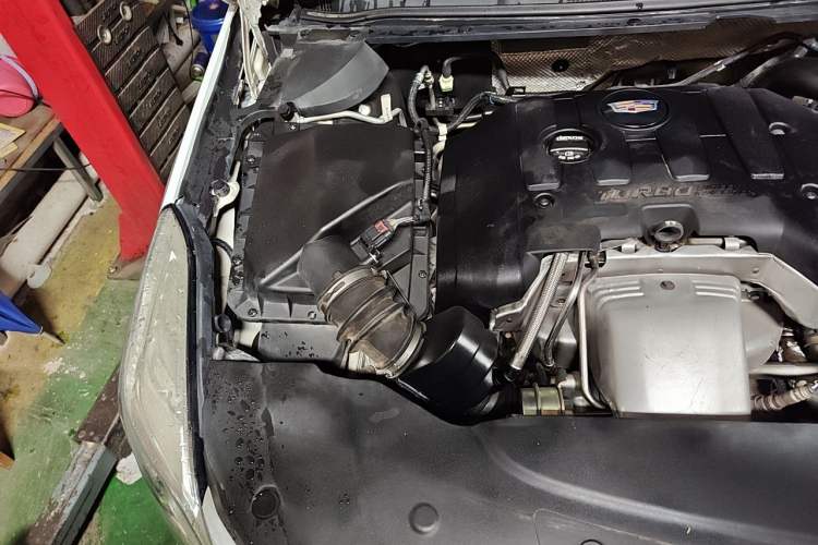 Used Cadillac XTS 2016 28T Tech Edition Engine Bay Right