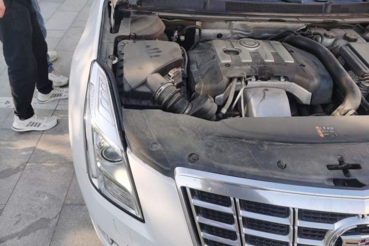 Used Cadillac XTS 2016 28T Elite Edition Engine Bay Right