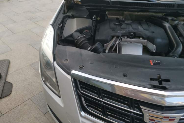 Used Cadillac XTS 2016 28T Tech Edition Engine Bay Right