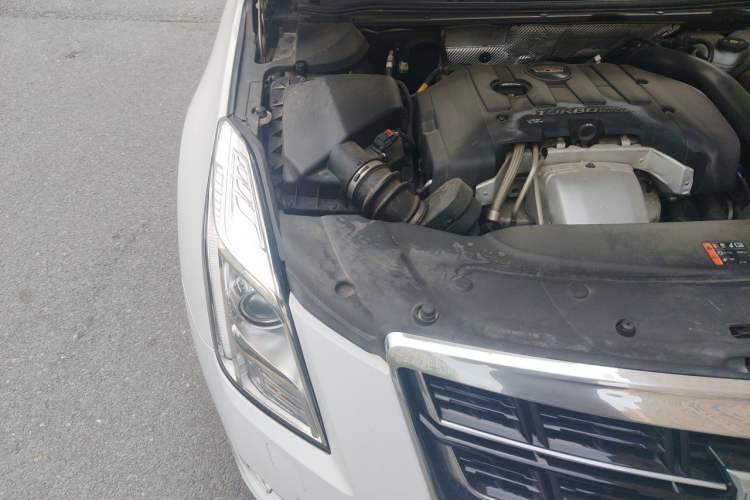 Used Cadillac XTS 2016 28T Luxury Model Engine Bay Right