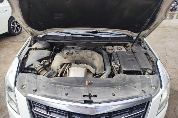Used Cadillac XTS 2016 28T Elite Edition Engine Bay