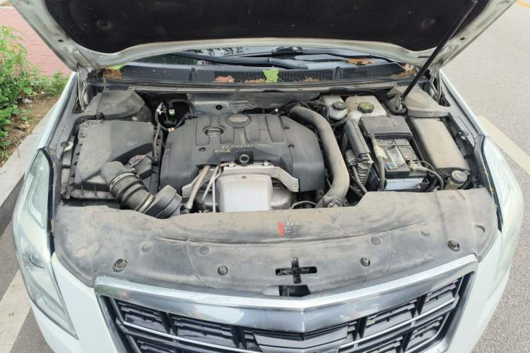 Used Cadillac XTS 2016 28T Luxury Model Engine Bay