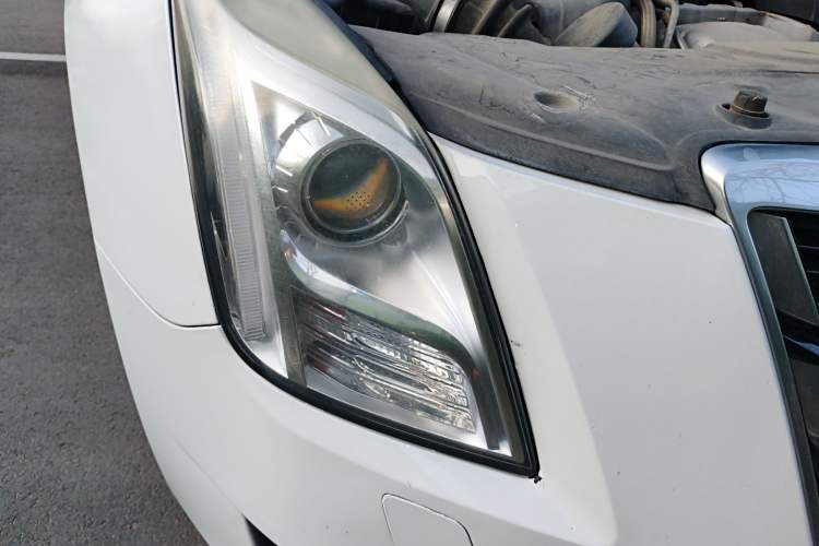 Used Cadillac XTS 2016 28T Tech Edition Exterior 3