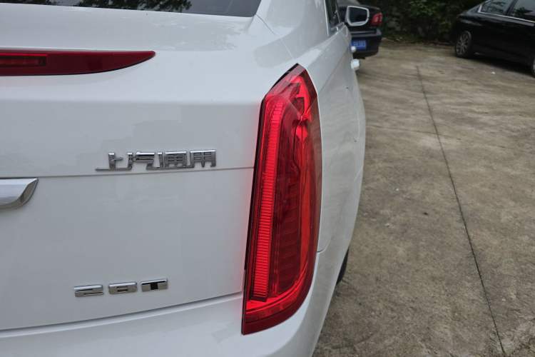 Used Cadillac XTS 2016 28T Tech Edition Exterior 3