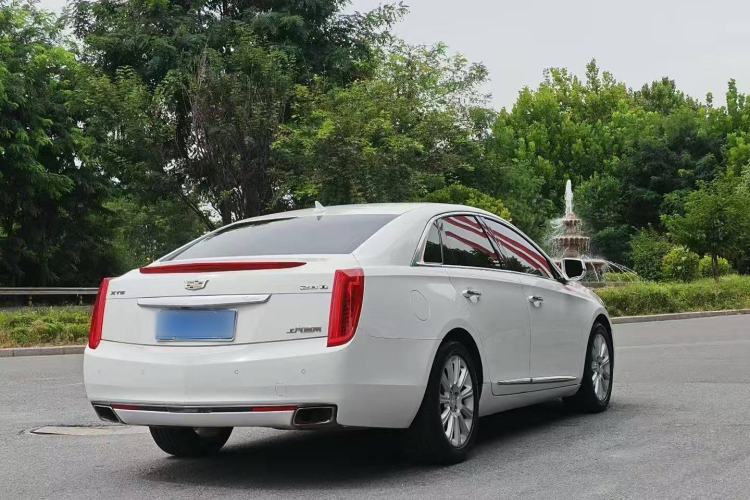 Used Cadillac XTS 2016 28T Luxury Model Exterior 5