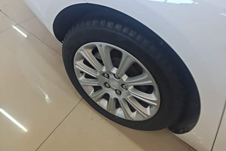 Used Cadillac XTS 2016 28T Tech Edition Exterior 5