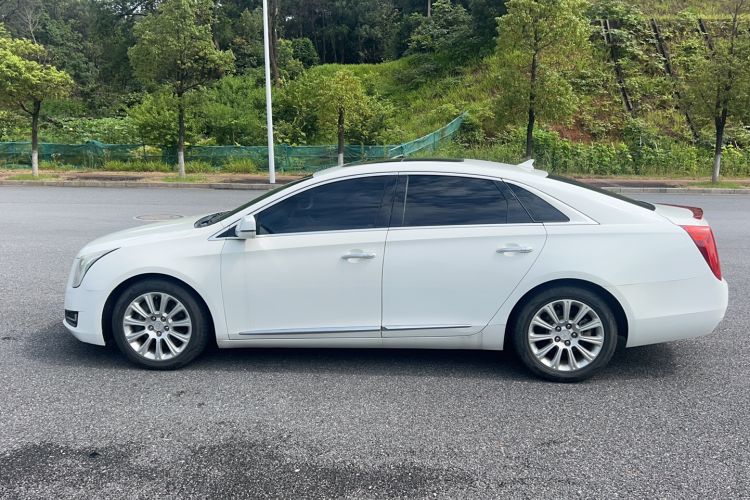 Used Cadillac XTS 2016 28T Tech Edition Exterior 8