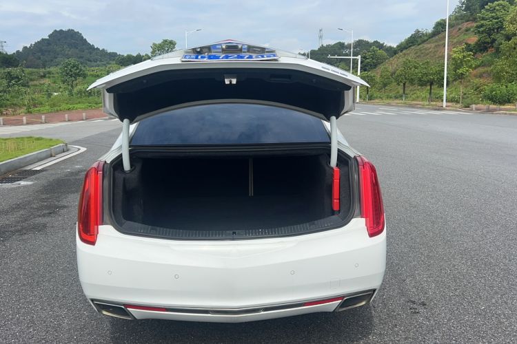 Used Cadillac XTS 2016 28T Tech Edition Exterior 9