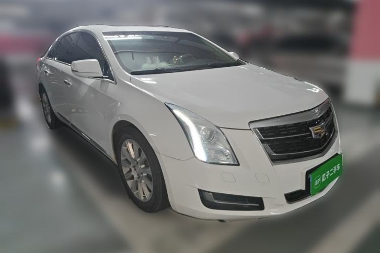 Used Cadillac XTS 2016 28T Tech Edition Front Right 45 Deg