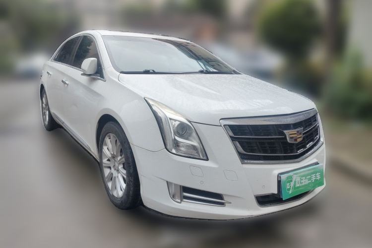 Used Cadillac XTS 2016 28T Elite Edition Front Right 45 Deg