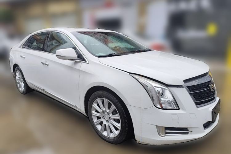 Used Cadillac XTS 2016 28T Elite Edition Front Right 45 Deg