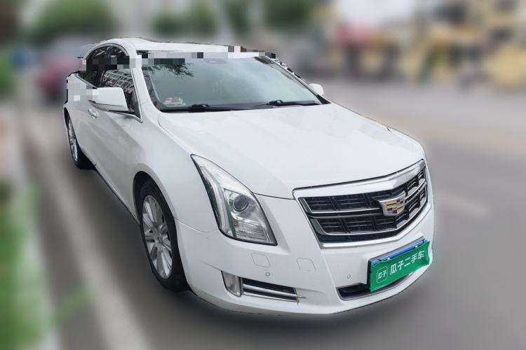 Used Cadillac XTS 2016 28T Luxury Model Front Right 45 Deg
