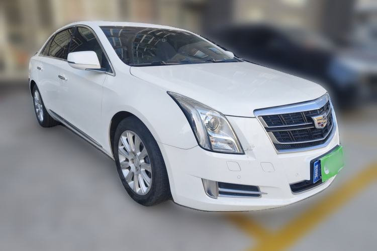 Used Cadillac XTS 2016 28T Luxury Model Front Right 45 Deg