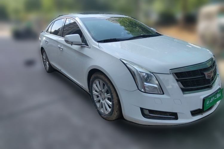 Used Cadillac XTS 2016 28T Tech Edition Front Right 45 Deg