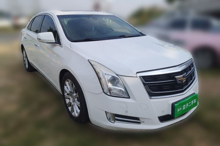 Used Cadillac XTS 2016 28T Luxury Model Front Right 45 Deg
