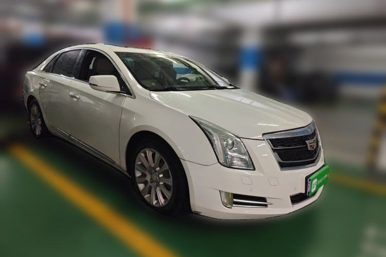 Used Cadillac XTS 2016 28T Elite Edition Front Right 45 Deg