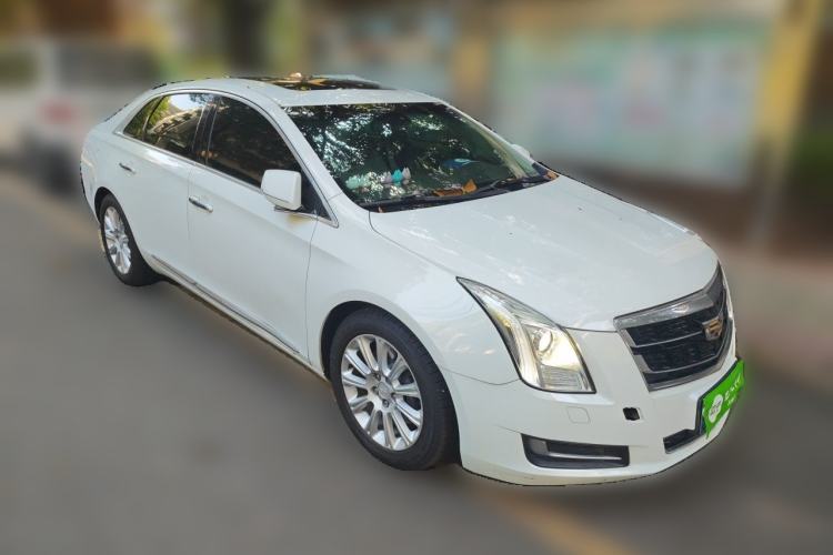 Used Cadillac XTS 2016 28T Tech Edition Front Right 45 Deg