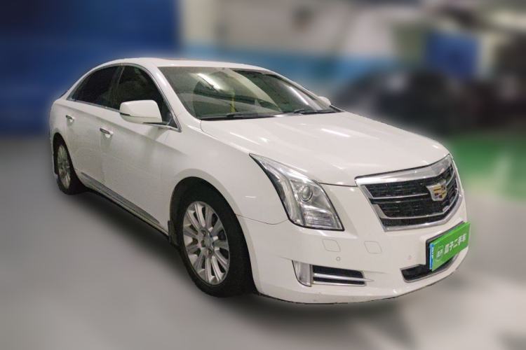Used Cadillac XTS 2016 28T Luxury Model Front Right 45 Deg