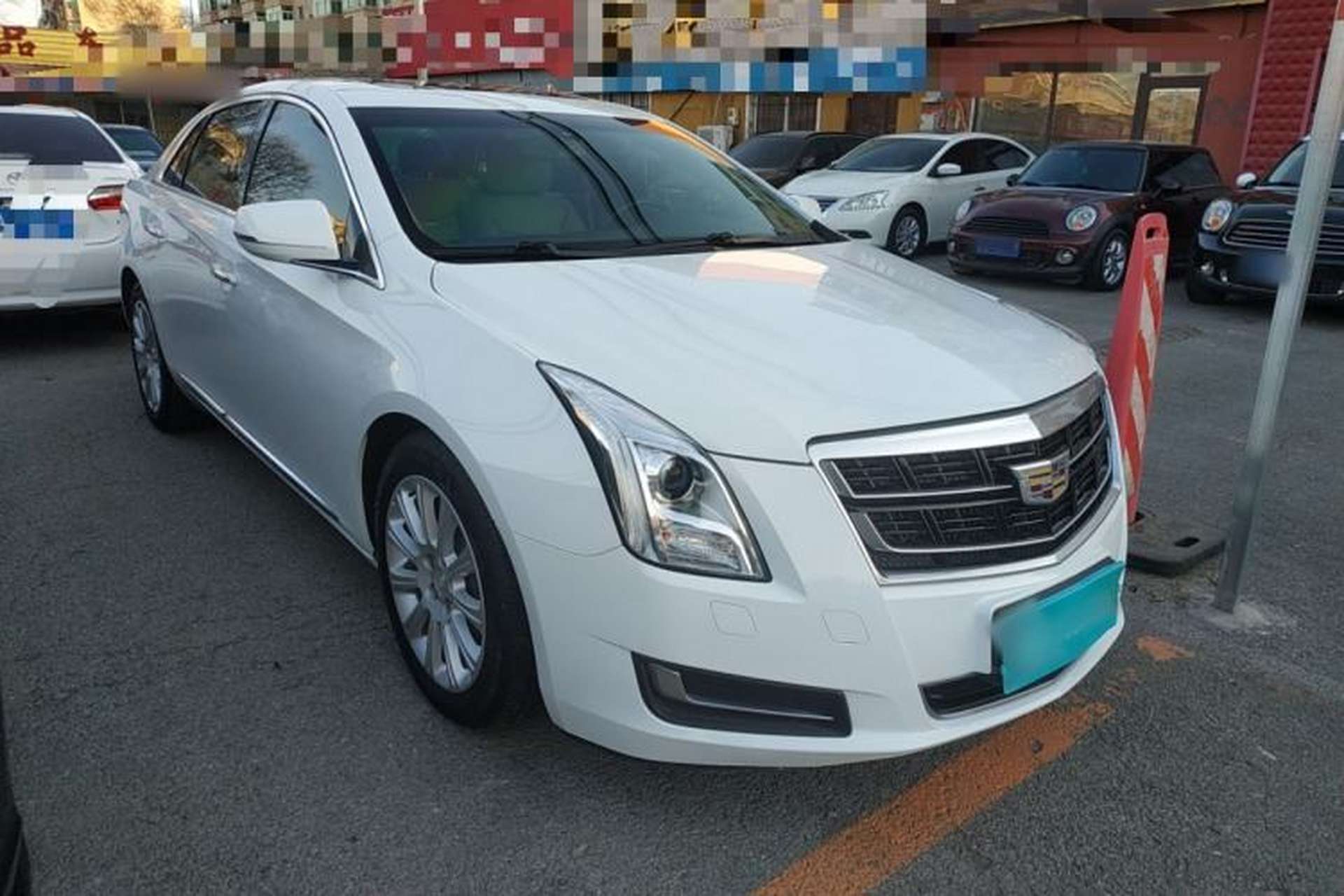 Used Cadillac XTS 2016 28T Tech Edition Front Right 45 Deg