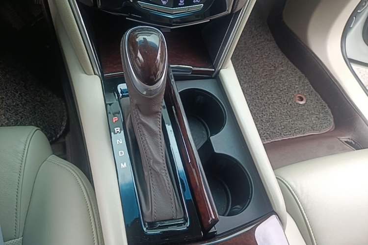 Used Cadillac XTS 2016 28T Elite Edition Gear Lever