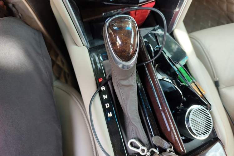 Used Cadillac XTS 2016 28T Elite Edition Gear Lever