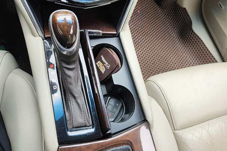 Used Cadillac XTS 2016 28T Elite Edition Gear Lever