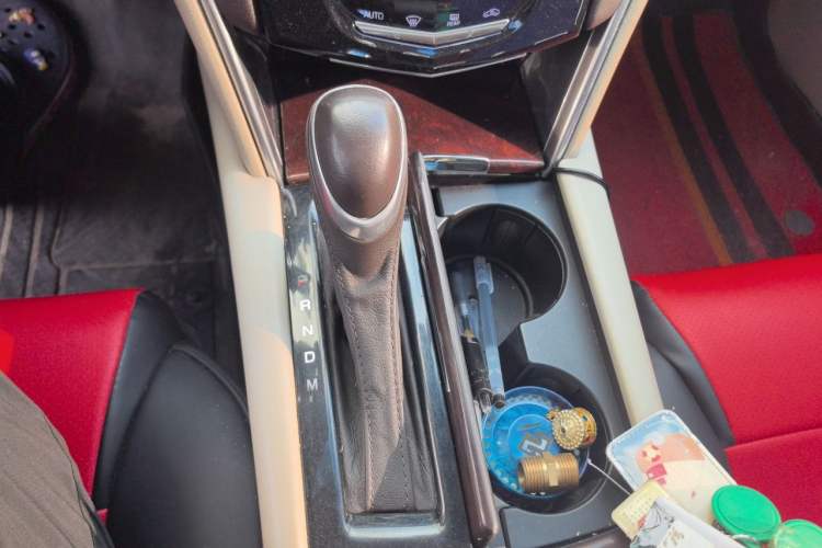 Used Cadillac XTS 2016 28T Tech Edition Gear Lever