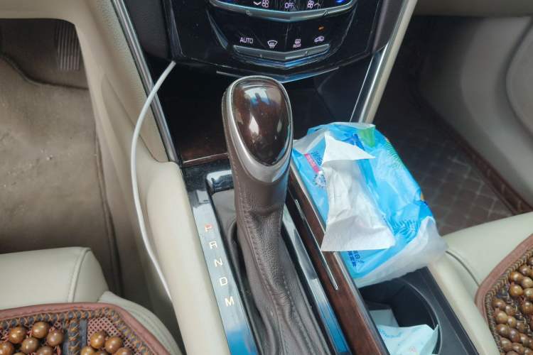 Used Cadillac XTS 2016 28T Elite Edition Gear Lever