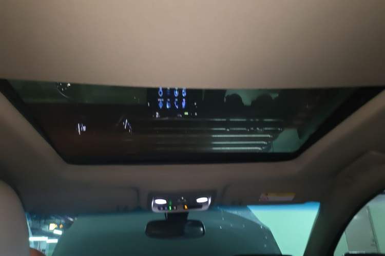 Used Cadillac XTS 2016 28T Elite Edition Headliner