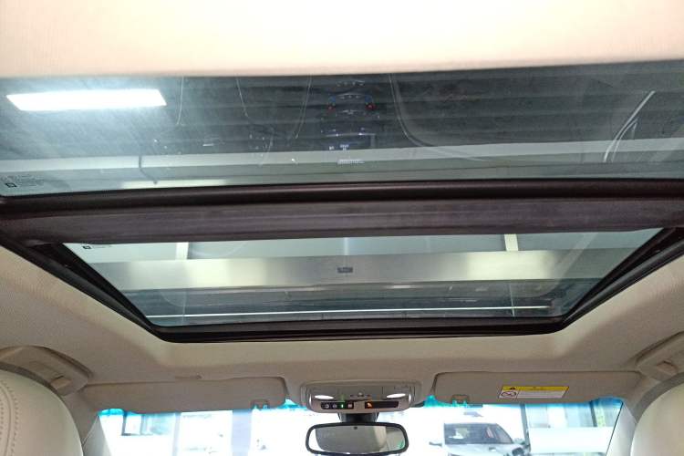 Used Cadillac XTS 2016 28T Elite Edition Headliner