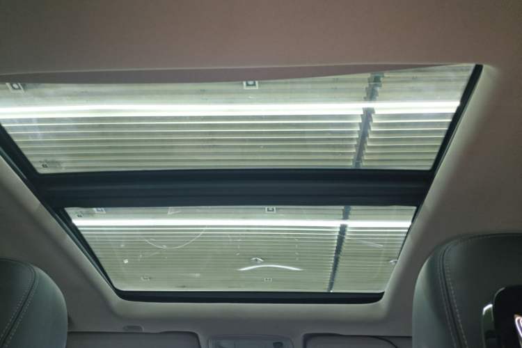 Used Cadillac XTS 2016 28T Luxury Model Headliner
